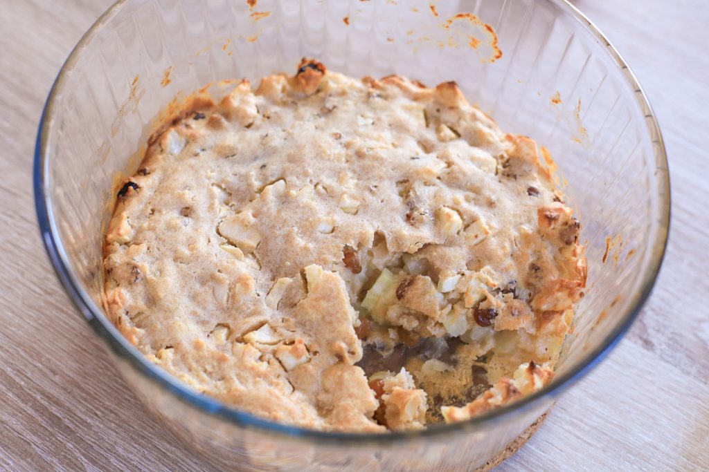 Рецепт смачного яблучного пирога
